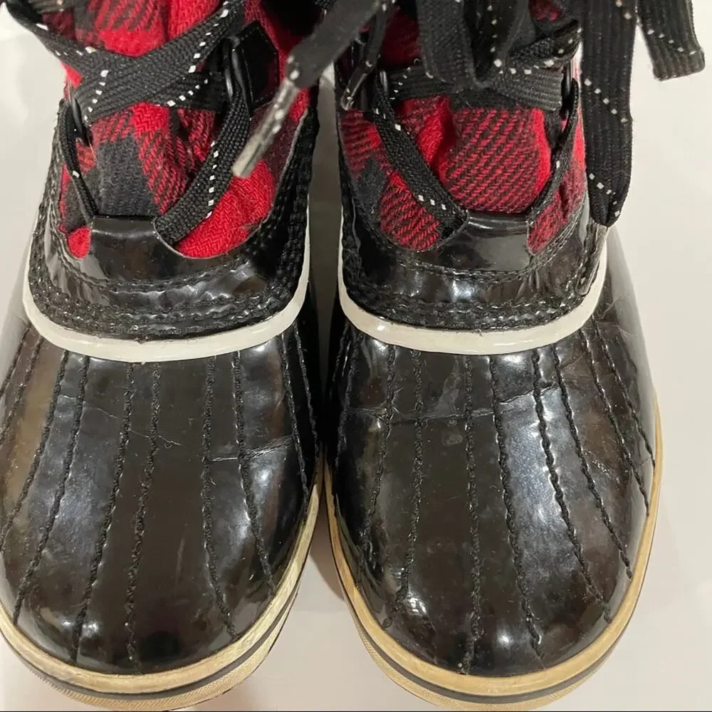 Sorel Out N About Red Buffalo Plaid Winter‎ Rain Mud Duck Boots Size 9